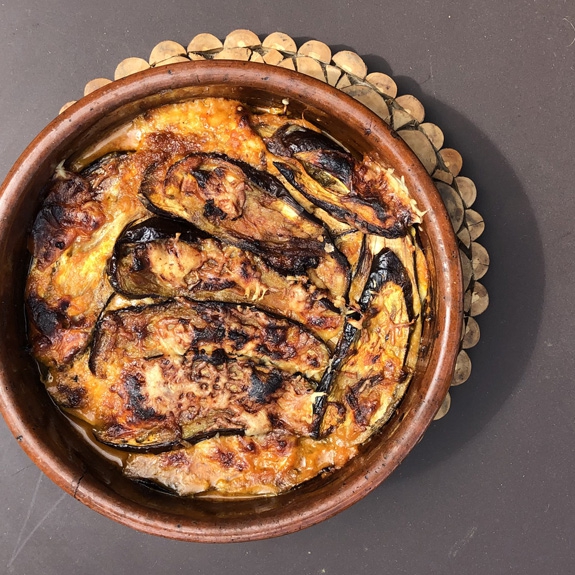Gratin d’aubergines et sauce tomate